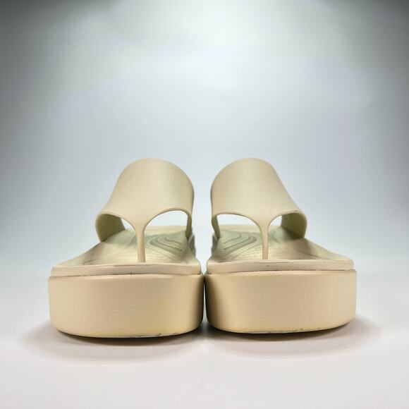 Crocs Getaway Platform Beige Lightweight Slip On Flip Flop Sandals Womens Size 8 - Picture 2 of 11